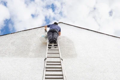 Peinture extérieure à Lamothe-Fénelon — façades et ravalement
